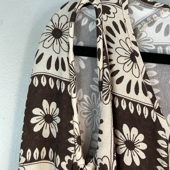 Nanushka V-Neck Floral Allover Floral Printed Shirt Retro Flower Power Styled - Picture 11 of 15